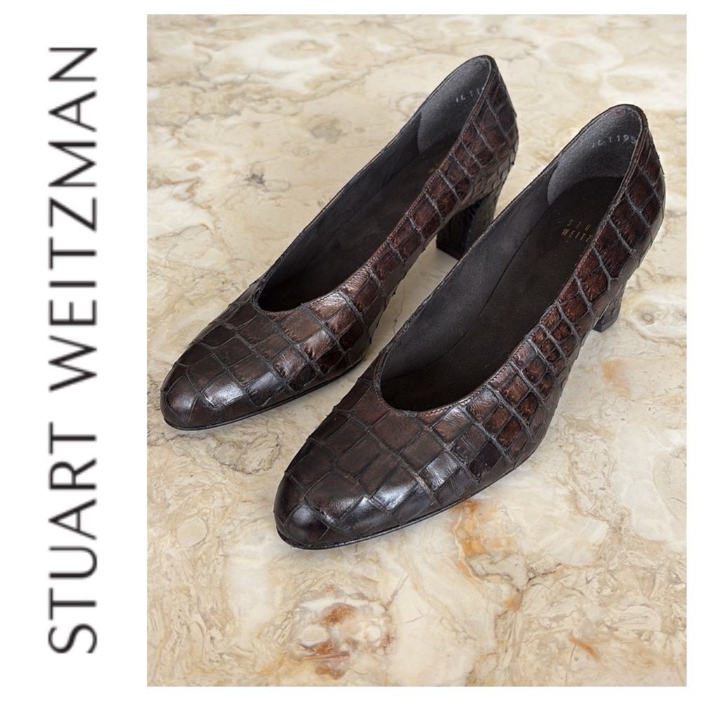 Stuart Weitzman Crocodile Leather Pumps Vintage 2” Heels